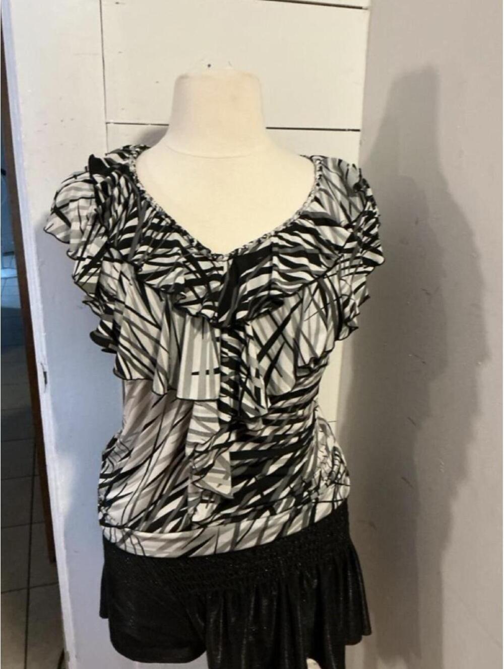Women's Black and Multi Blous